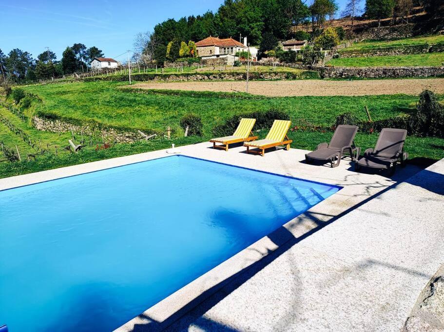 הוילה Melgaço Casa Cabreiros De Baixo מראה חיצוני תמונה