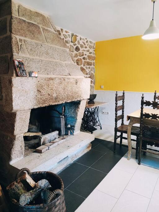 הוילה Melgaço Casa Cabreiros De Baixo מראה חיצוני תמונה