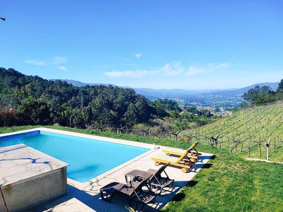 הוילה Melgaço Casa Cabreiros De Baixo מראה חיצוני תמונה